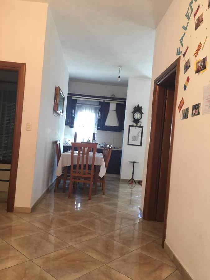 Tafilaj Apartments ドゥラス エクステリア 写真